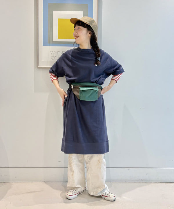 おのすさんの「BEAMS WOMEN｜【別注】Champion / リバースウィーブ(R) ショートスリーブ ワンピース」を使ったコーディネート