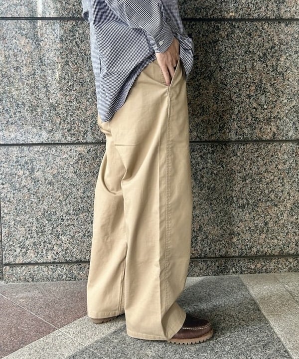 深澤 琥太郎さんの「BEAMS WOMEN｜【別注】FRED PERRY / リブカラー シャツ」を使ったコーディネート