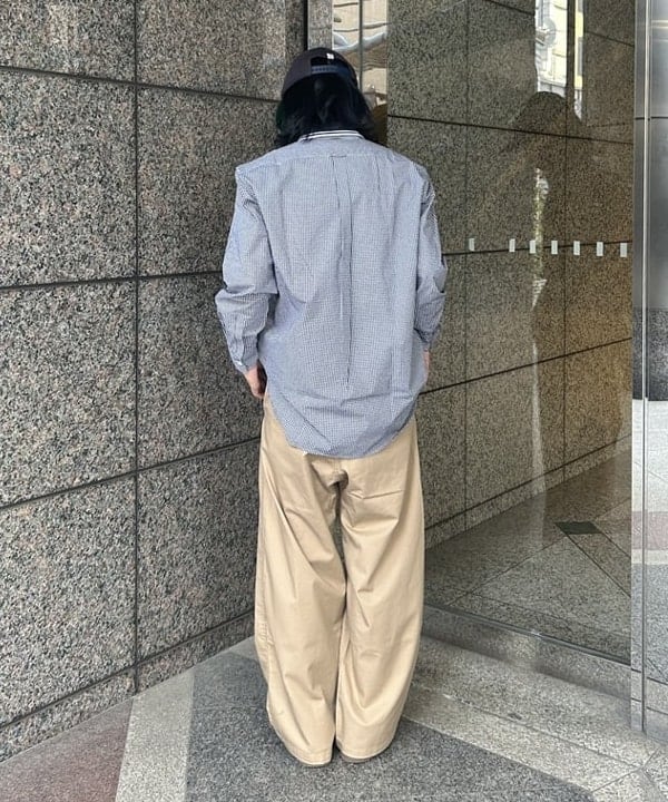 深澤 琥太郎さんの「BEAMS WOMEN｜【別注】FRED PERRY / リブカラー シャツ」を使ったコーディネート