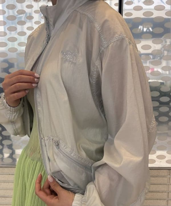 山本 里南さんの「BEAMS WOMEN｜▲THE NORTH FACE / GAR WIND JACKET」を使ったコーディネート