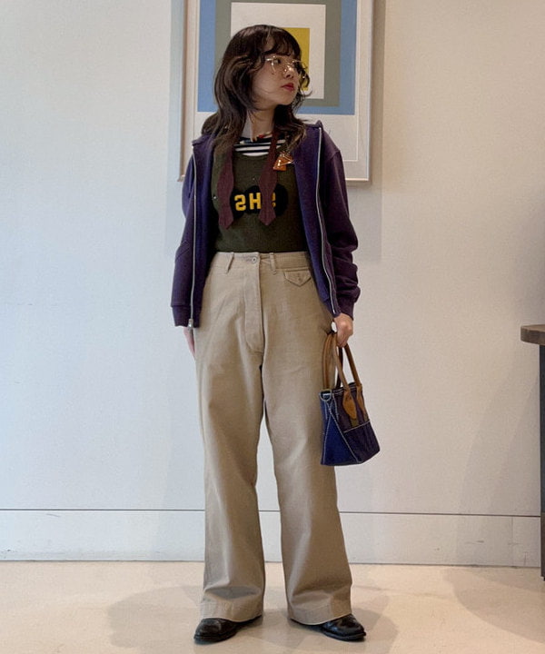 ナツハさんの「BEAMS WOMEN｜【別注】L.L.Bean / Deep Bottom Leather Handle Zip Tote Mini」を使ったコーディネート