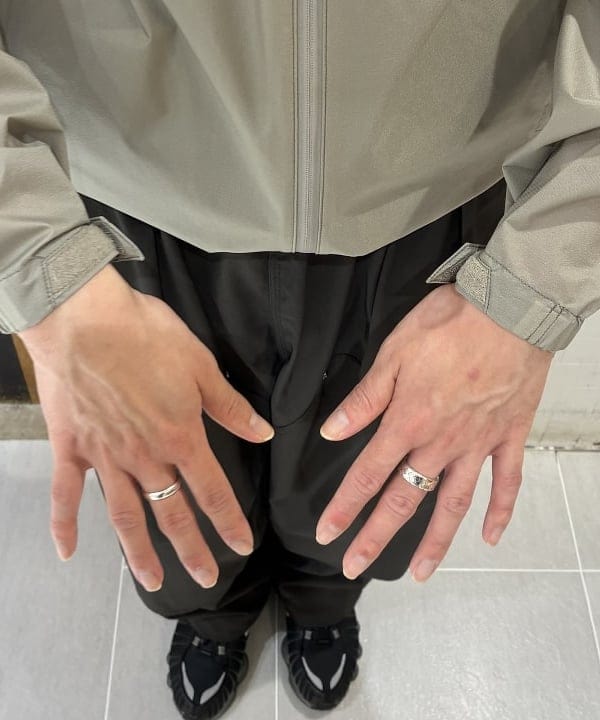 マツミヤさんの「BEAMS WOMEN｜ワイド ダブルニー イージーパンツ」を使ったコーディネート