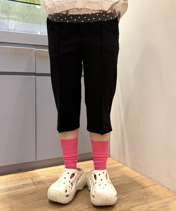 まゆちゃんさんの「BEAMS WOMEN｜crocs / ケージド クロッグ」を使ったコーディネート