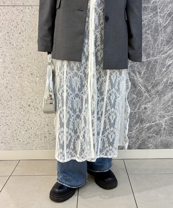 カタヤマ アヤさんの「BEAMS WOMEN｜ノーカラー ビッグ ジャケット」を使ったコーディネート