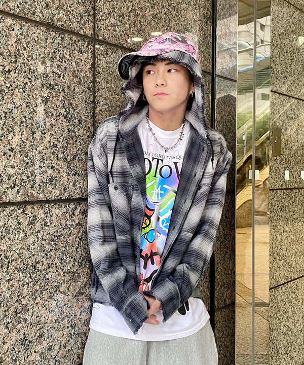 はるひむさんの「BEAMS WOMEN｜【別注】Champion / リバースウィーブ（R）ワイドパンツ」を使ったコーディネート