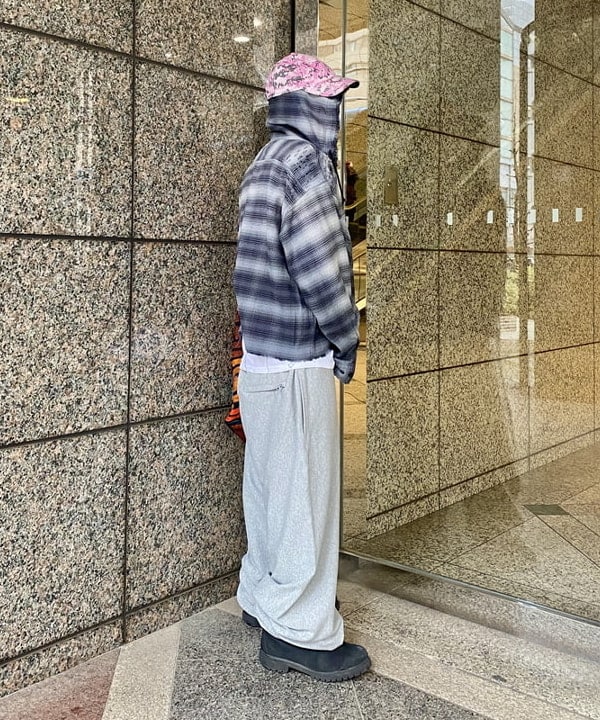 はるひむさんの「BEAMS WOMEN｜【別注】Champion / リバースウィーブ（R）ワイドパンツ」を使ったコーディネート