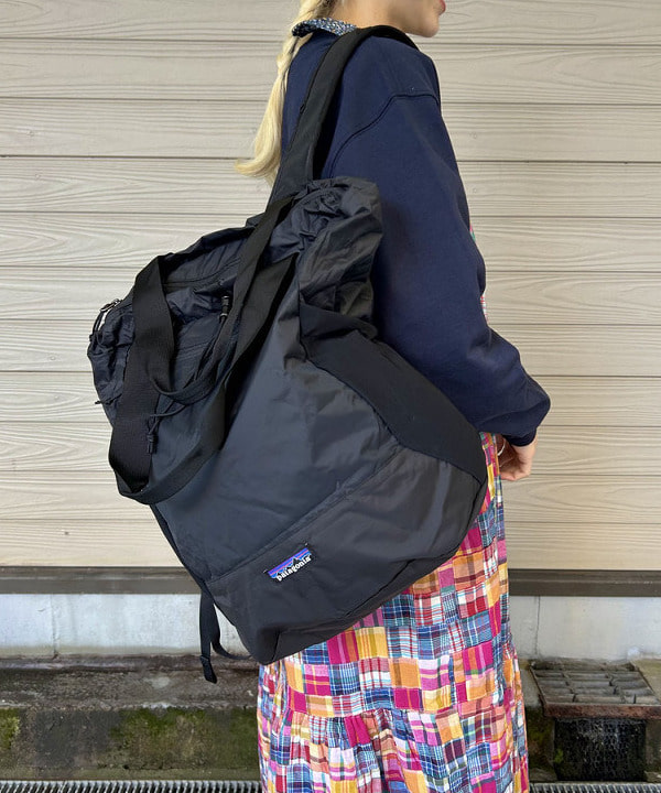 MATSUMOTO AMIさんの「BEAMS WOMEN｜リバティ フリル 5分袖 シャツ」を使ったコーディネート