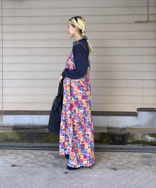 MATSUMOTO AMIさんの「BEAMS WOMEN｜リバティ フリル 5分袖 シャツ」を使ったコーディネート