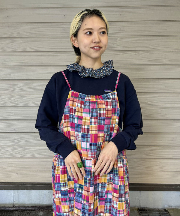 MATSUMOTO AMIさんの「BEAMS WOMEN｜リバティ フリル 5分袖 シャツ」を使ったコーディネート
