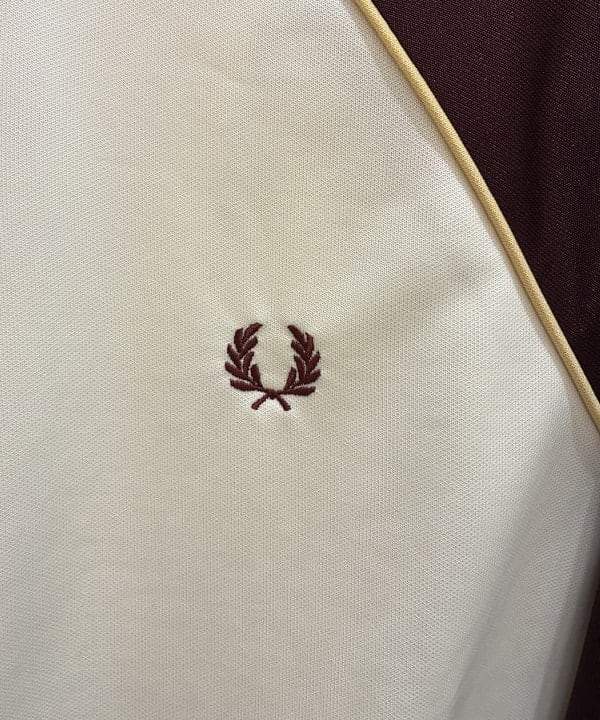 須賀さんの「BEAMS WOMEN｜FRED PERRY / カラーブロック トラック ジャケット」を使ったコーディネート