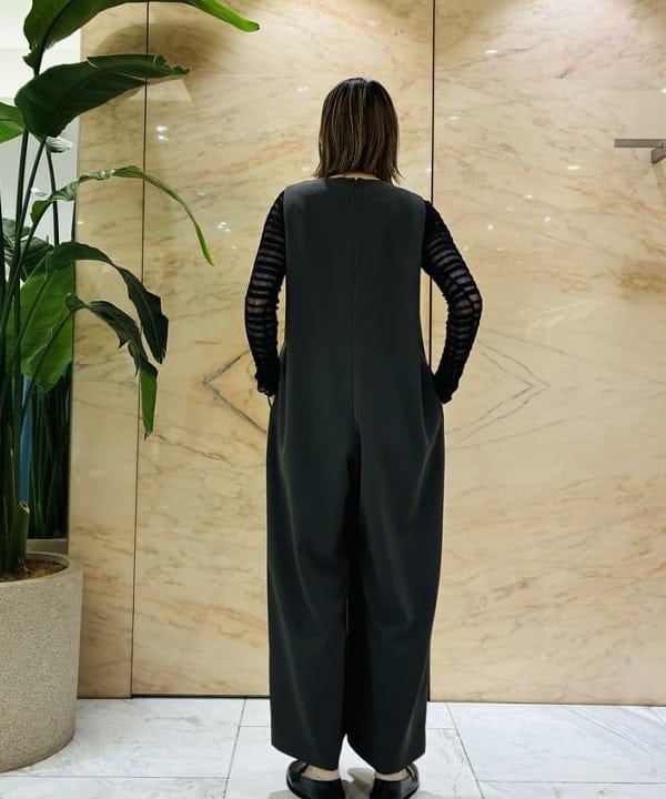 岩沢 珠代さんの「BEAMS WOMEN｜ギャバジン オールインワン」を使ったコーディネート