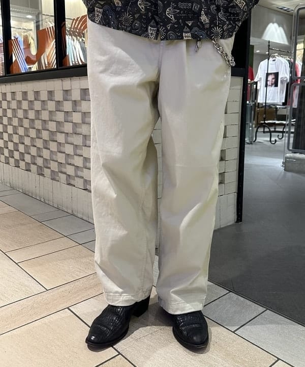 三宅 雄平さんの「BEAMS WOMEN｜Open Collar Block Print」を使ったコーディネート