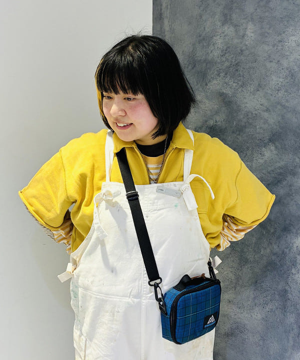 佐藤 歩さんの「BEAMS WOMEN｜ハーフジップ ショートスリーブ スウェット」を使ったコーディネート