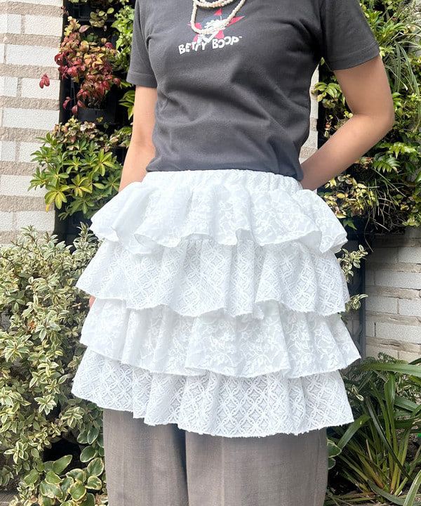 佐藤 亜美さんの「BEAMS WOMEN｜Betty Boop(TM) / Star Tシャツ」を使ったコーディネート