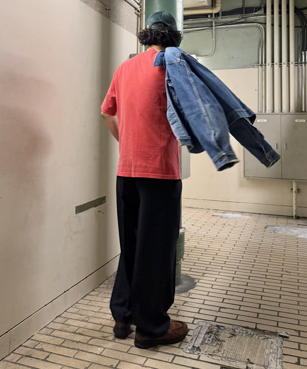 BAKU(東江 漠)さんの「BEAMS WOMEN｜ワイドストレート 2プリーツ  スラックス」を使ったコーディネート