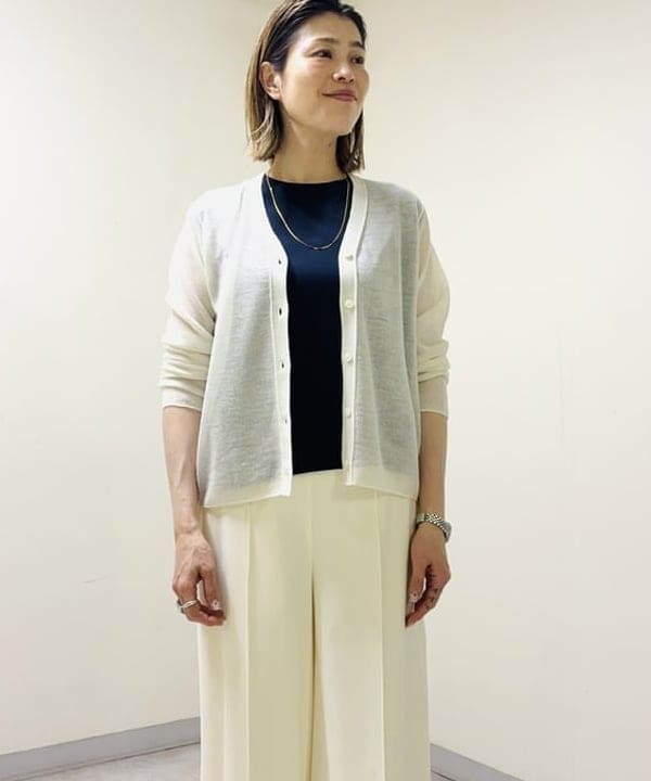 岩沢 珠代さんの「BEAMS WOMEN｜トリコット イージーパンツ」を使ったコーディネート