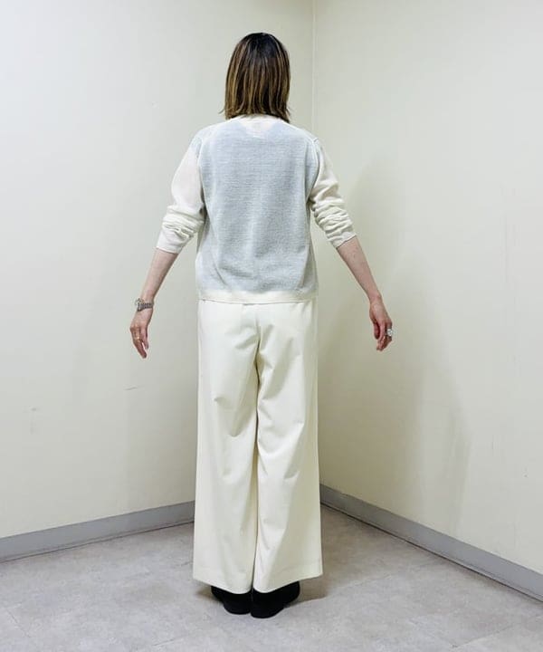 岩沢 珠代さんの「BEAMS WOMEN｜トリコット イージーパンツ」を使ったコーディネート