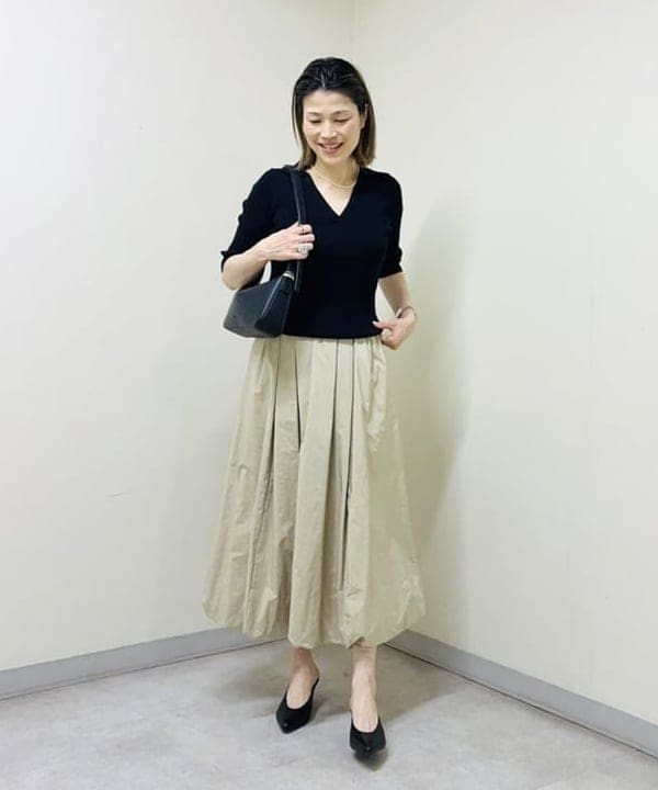 岩沢 珠代さんの「BEAMS WOMEN｜クロップド クルーネック ジャケット」を使ったコーディネート