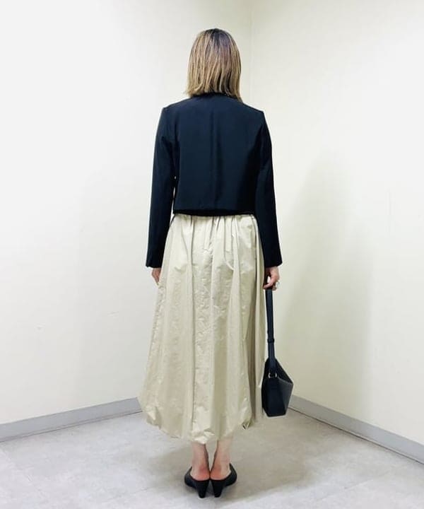 岩沢 珠代さんの「BEAMS WOMEN｜クロップド クルーネック ジャケット」を使ったコーディネート