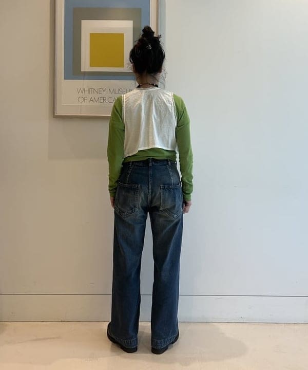清水 彩乃さんの「BEAMS WOMEN｜【別注】BUZZ RICKSON'S / USN デニム トラウザーズ」を使ったコーディネート