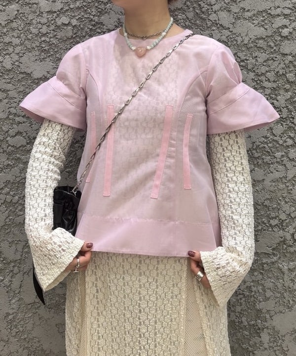 マツモト アカネさんの「BEAMS WOMEN｜【別注】Chika Kisada / ショートスリーブ ブラウス」を使ったコーディネート