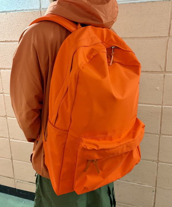 川端 大翔さんの「BEAMS WOMEN｜BEAMS / ビッグ 6ポケット カーゴパンツ」を使ったコーディネート