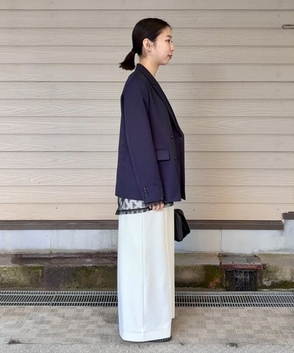 イナダさんの「BEAMS WOMEN｜トリコット イージーパンツ」を使ったコーディネート