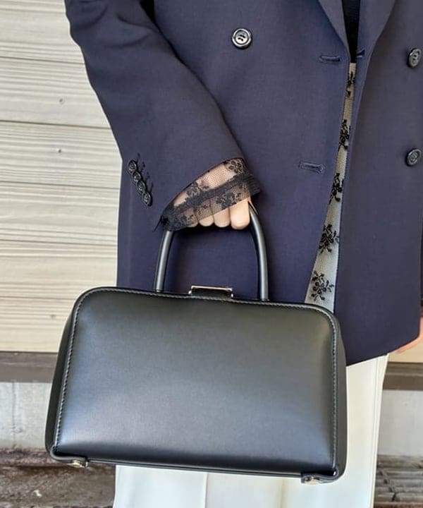 イナダさんの「BEAMS WOMEN｜トリコット イージーパンツ」を使ったコーディネート