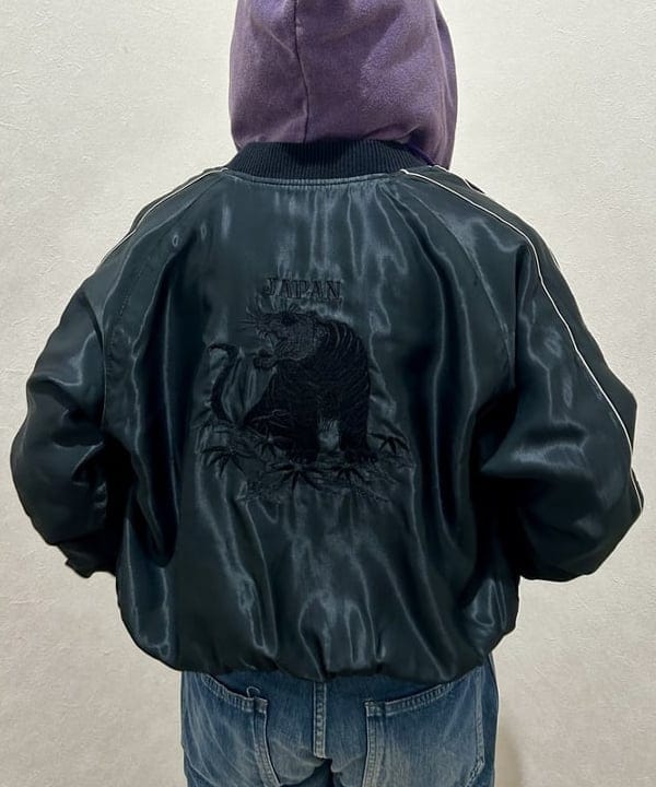 Sakiさんの「BEAMS WOMEN｜【別注】テーラー東洋 / 50th 50％ スカジャン」を使ったコーディネート