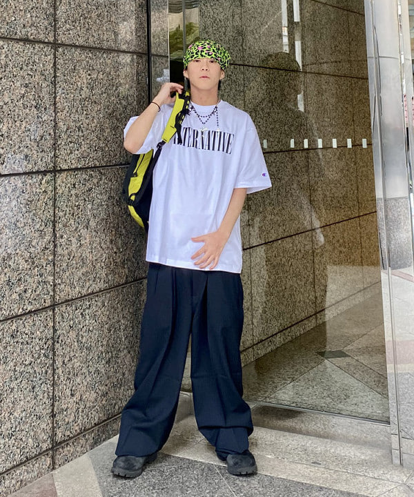 はるひむさんの「BEAMS WOMEN｜【別注】Champion / Music T-Shirt」を使ったコーディネート