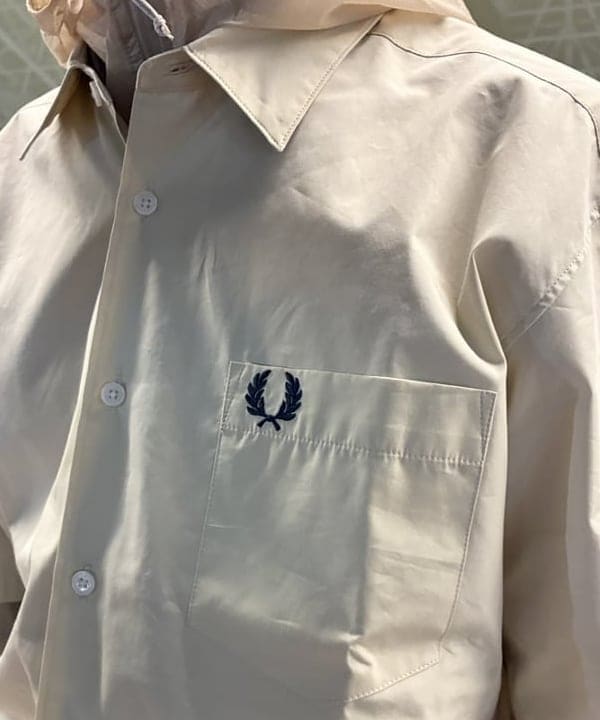 久保田 耀さんの「BEAMS｜【別注】FRED PERRY / Broad Short Sleeve Shirts｜半袖｜ブロード生地 上品｜別注 」を使ったコーディネート