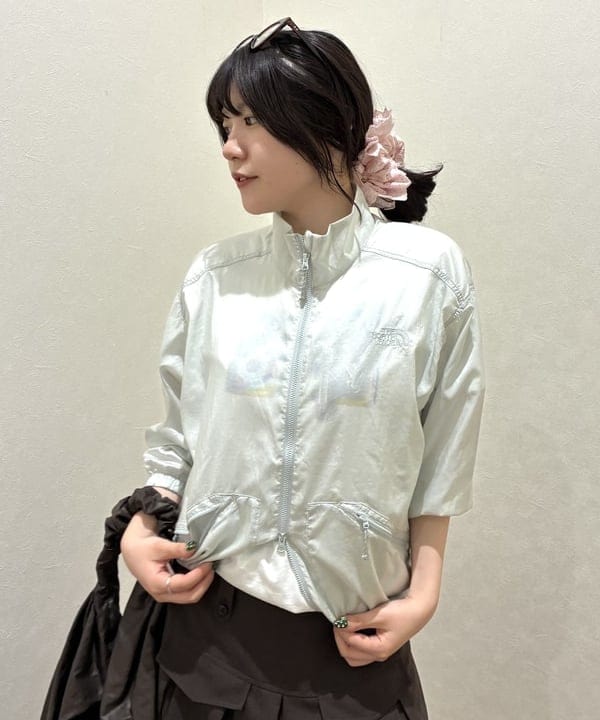 須賀さんの「BEAMS WOMEN｜▲THE NORTH FACE / GAR WIND JACKET」を使ったコーディネート