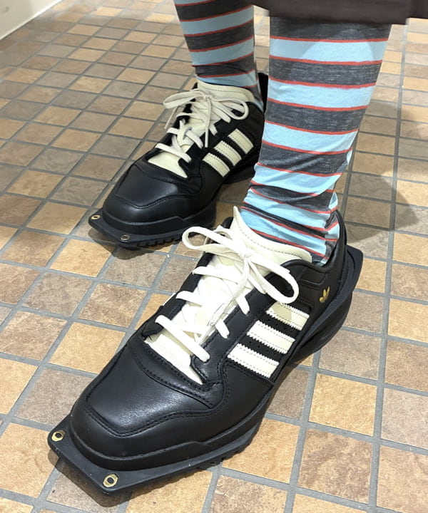 須賀さんの「BEAMS WOMEN｜▲THE NORTH FACE / GAR WIND JACKET」を使ったコーディネート