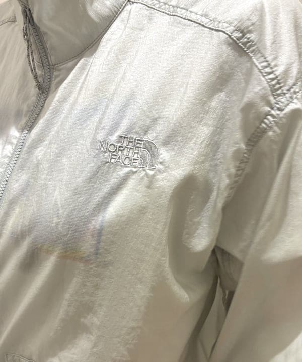 須賀さんの「BEAMS WOMEN｜▲THE NORTH FACE / GAR WIND JACKET」を使ったコーディネート