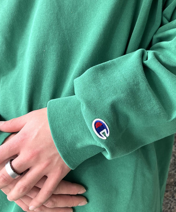 菊田 悠さんの「BEAMS WOMEN｜【別注】Champion / Rugger Shirt」を使ったコーディネート