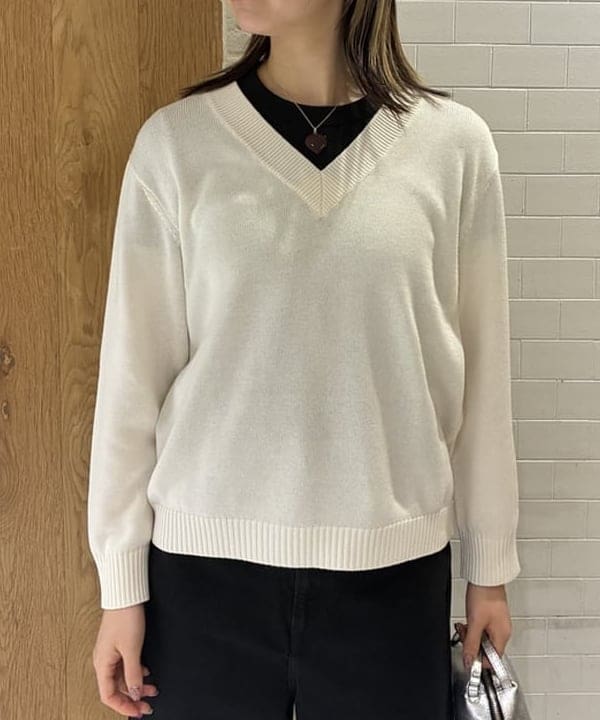 中平 あみさんの「BEAMS WOMEN｜コットンシルク Vネック プルオーバー」を使ったコーディネート