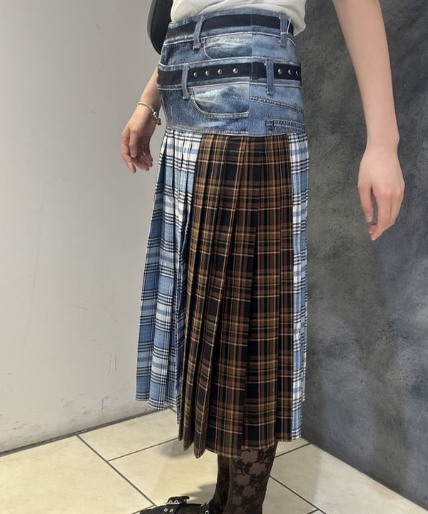 ハルカさんの「BEAMS WOMEN｜バックスリット カーブ ヘムTシャツ」を使ったコーディネート