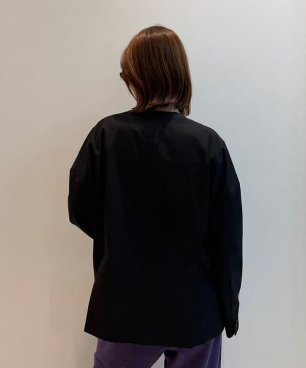 松本 佳菜子さんの「BEAMS WOMEN｜ノーカラー ビッグ ジャケット」を使ったコーディネート