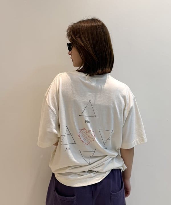 松本 佳菜子さんの「BEAMS WOMEN｜ノーカラー ビッグ ジャケット」を使ったコーディネート