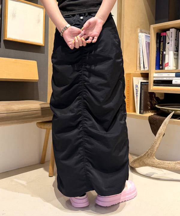 松本 佳菜子さんの「BEAMS WOMEN｜【別注】PICCADILLY / リブ Tシャツ」を使ったコーディネート