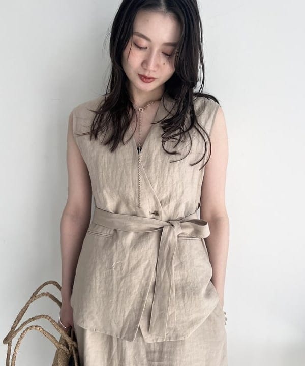 隈元 楓さんの「BEAMS WOMEN｜シンプル リネン 2WAY ドレス .M」を使ったコーディネート