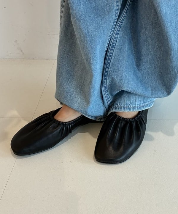 茂野 真楓さんの「BEAMS WOMEN｜【別注】MARIHA / エンジェルのミニワンピース」を使ったコーディネート