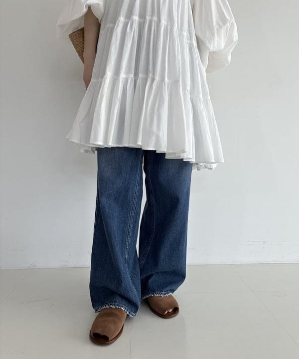 坂本 涼花さんの「BEAMS WOMEN｜MIORA / ラフィア トートバッグ」を使ったコーディネート