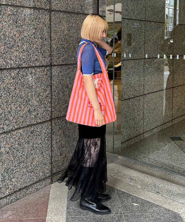 佐藤 亜美さんの「BEAMS WOMEN｜【別注】FRED PERRY / リブ ニット シャツ」を使ったコーディネート