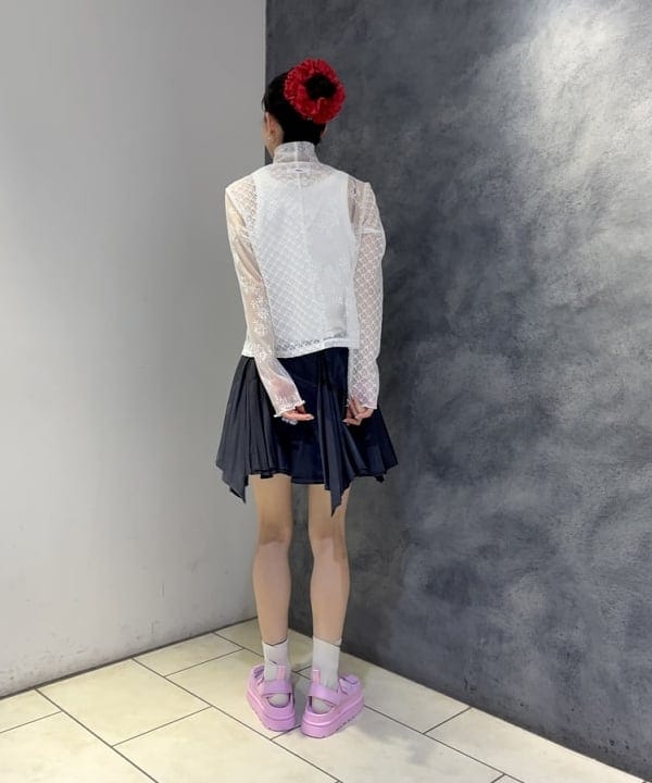 ササキさんの「BEAMS WOMEN｜イレギュラー ヘム ミニスカート」を使ったコーディネート