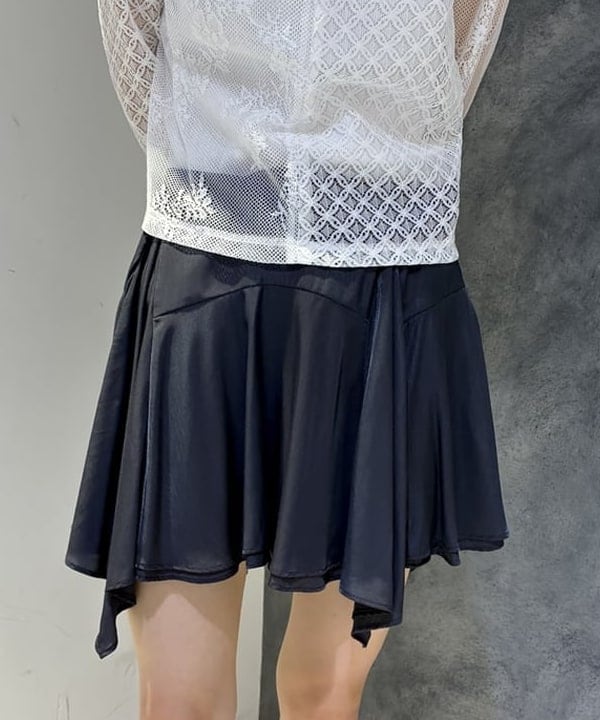 ササキさんの「BEAMS WOMEN｜イレギュラー ヘム ミニスカート」を使ったコーディネート