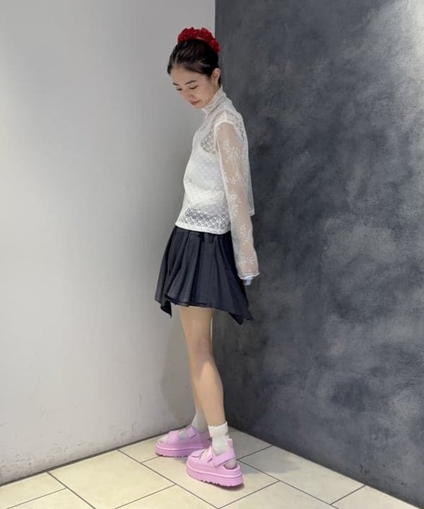 ササキさんの「BEAMS WOMEN｜イレギュラー ヘム ミニスカート」を使ったコーディネート