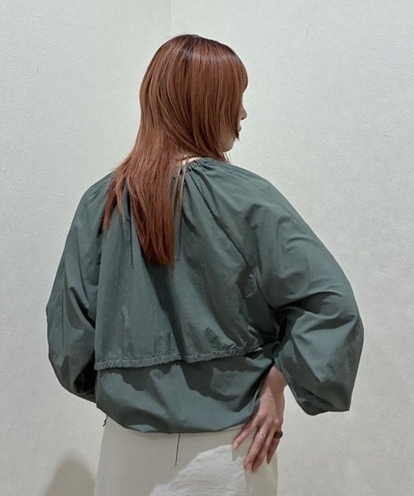 篠崎 香月さんの「BEAMS WOMEN｜AK+1 / フロント 切り替え スカート」を使ったコーディネート