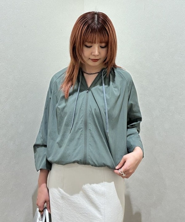 篠崎 香月さんの「BEAMS WOMEN｜AK+1 / フロント 切り替え スカート」を使ったコーディネート