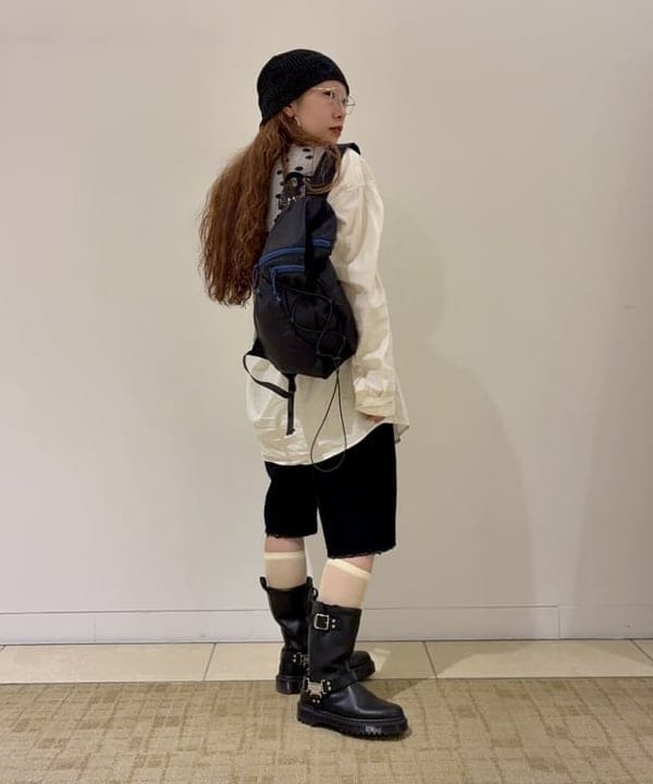 ハルキ　モモナさんの「BEAMS WOMEN｜upper hights / THE LIAMSHT デニム ショートパンツ」を使ったコーディネート